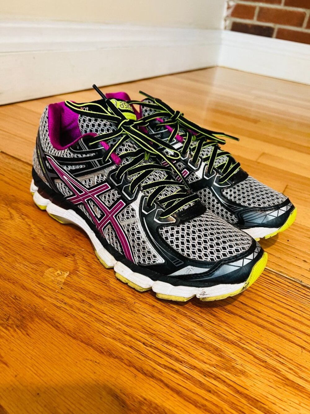 ASICS GT-2000 Running Walking Sneakers Shoes Silver Purple Womens Size 10.5 - Picture 13 of 16